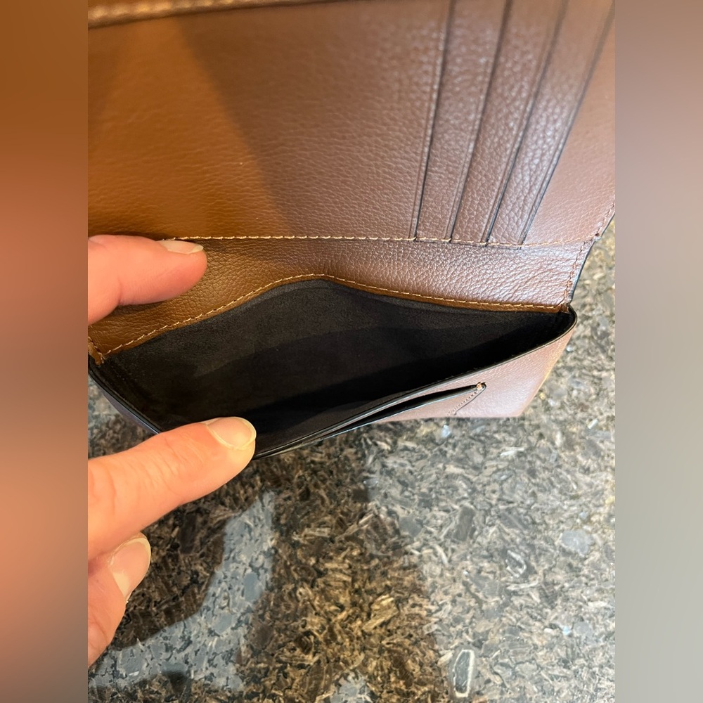 Coach Small Brown Pebble Leather Breast Pocket Wallet / Cell Phone Sleeve NWOT - Picture 4 of 5